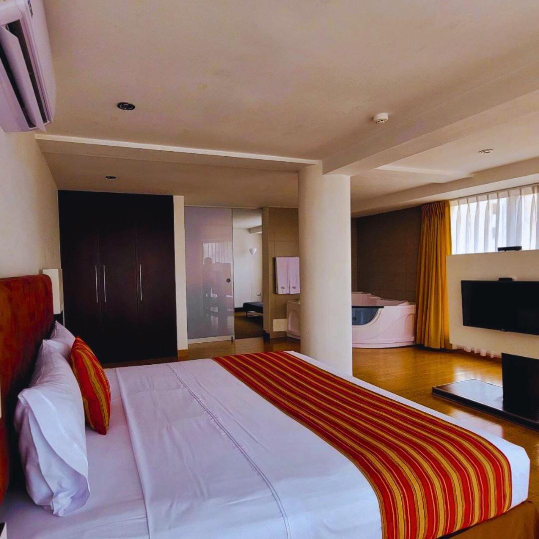 Allpa Hotel & Suites Lima Luaran gambar